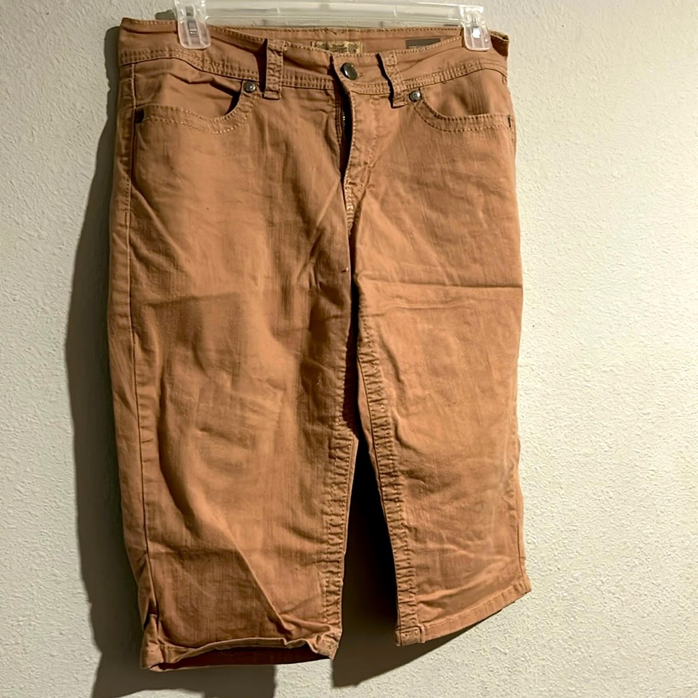 Women’s Capris